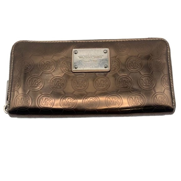Michael Kors Bronze Signature Patent Leather Zip Around Wallet - Picture 1 of 8